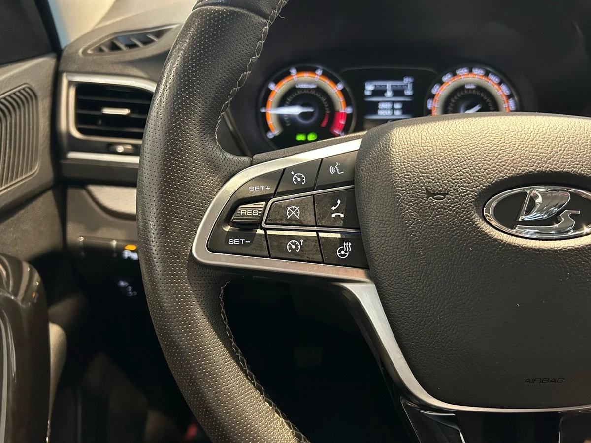 Lada (ВАЗ) Vesta, 2023г, передний привод, механика