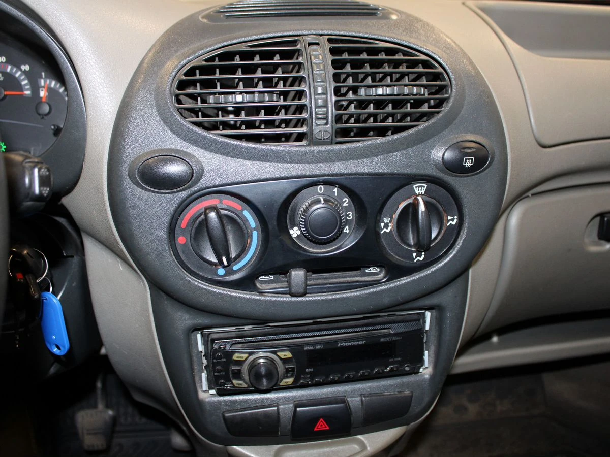 Lada (ВАЗ) Kalina, 2010г, передний привод, механика