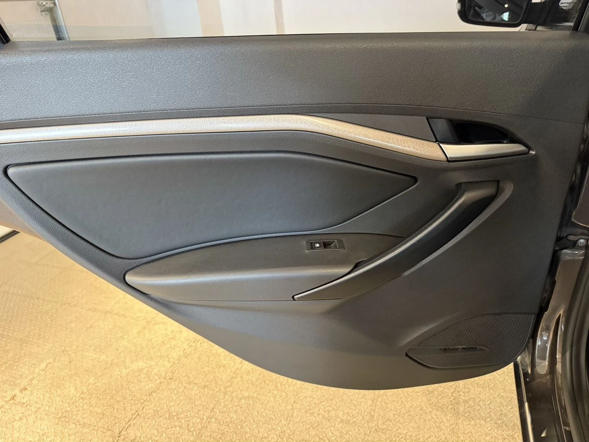 Lada (ВАЗ) Vesta, 2020г, передний привод, автомат