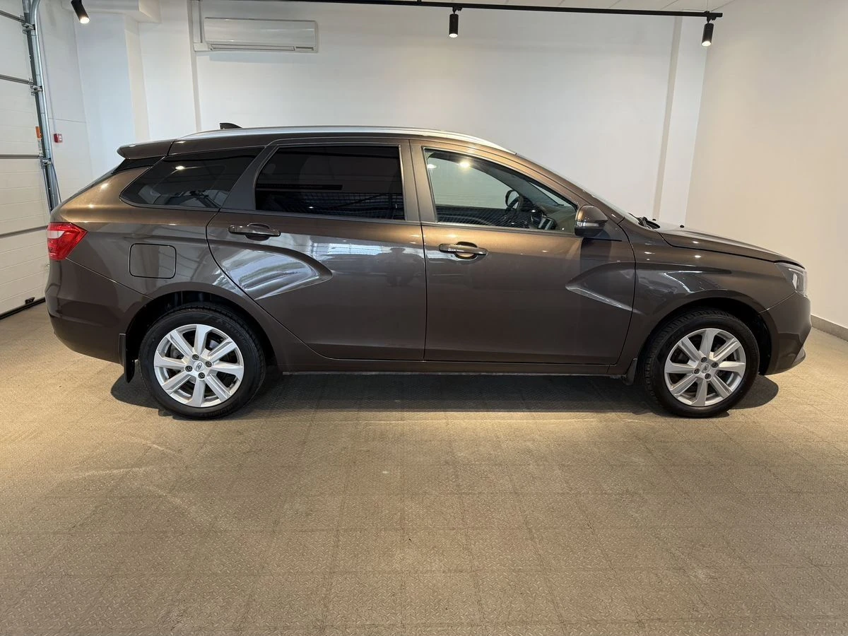 Lada (ВАЗ) Vesta, 2020г, передний привод, автомат