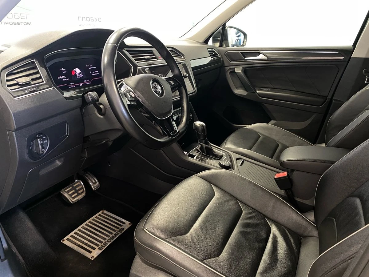 Volkswagen Tiguan, 2020г, полный привод, робот