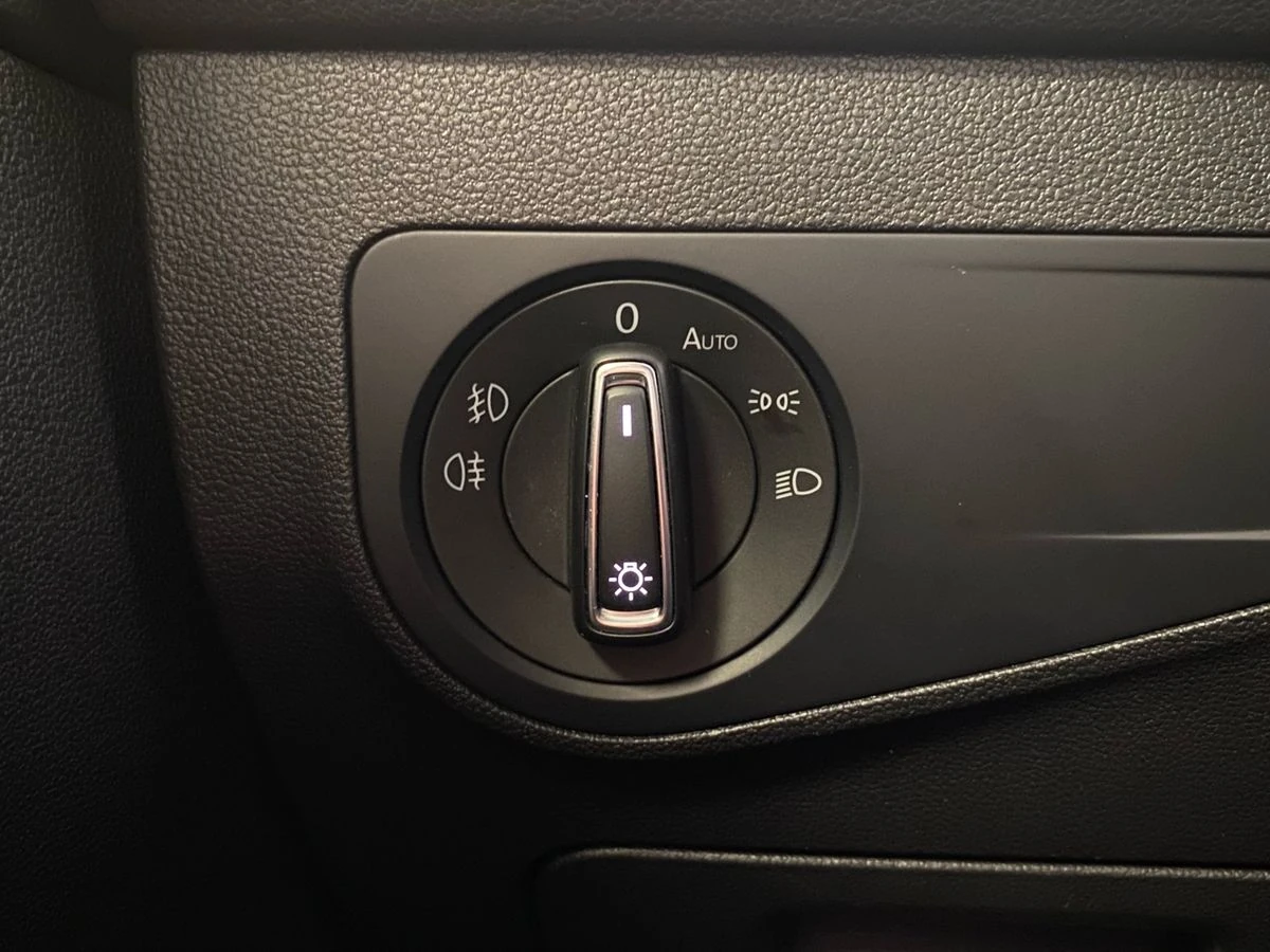 Volkswagen Tiguan, 2020г, полный привод, робот