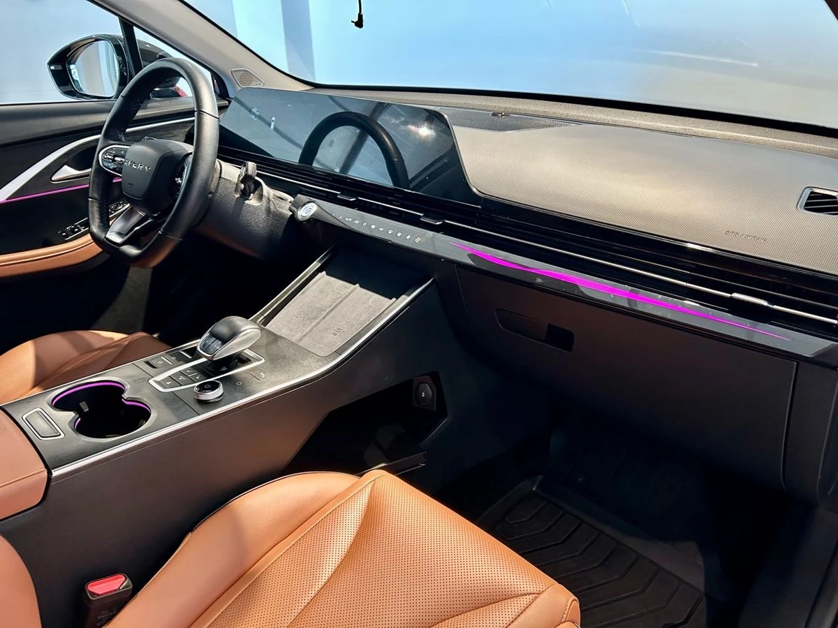 Omoda C5, 2023г, передний привод, вариатор