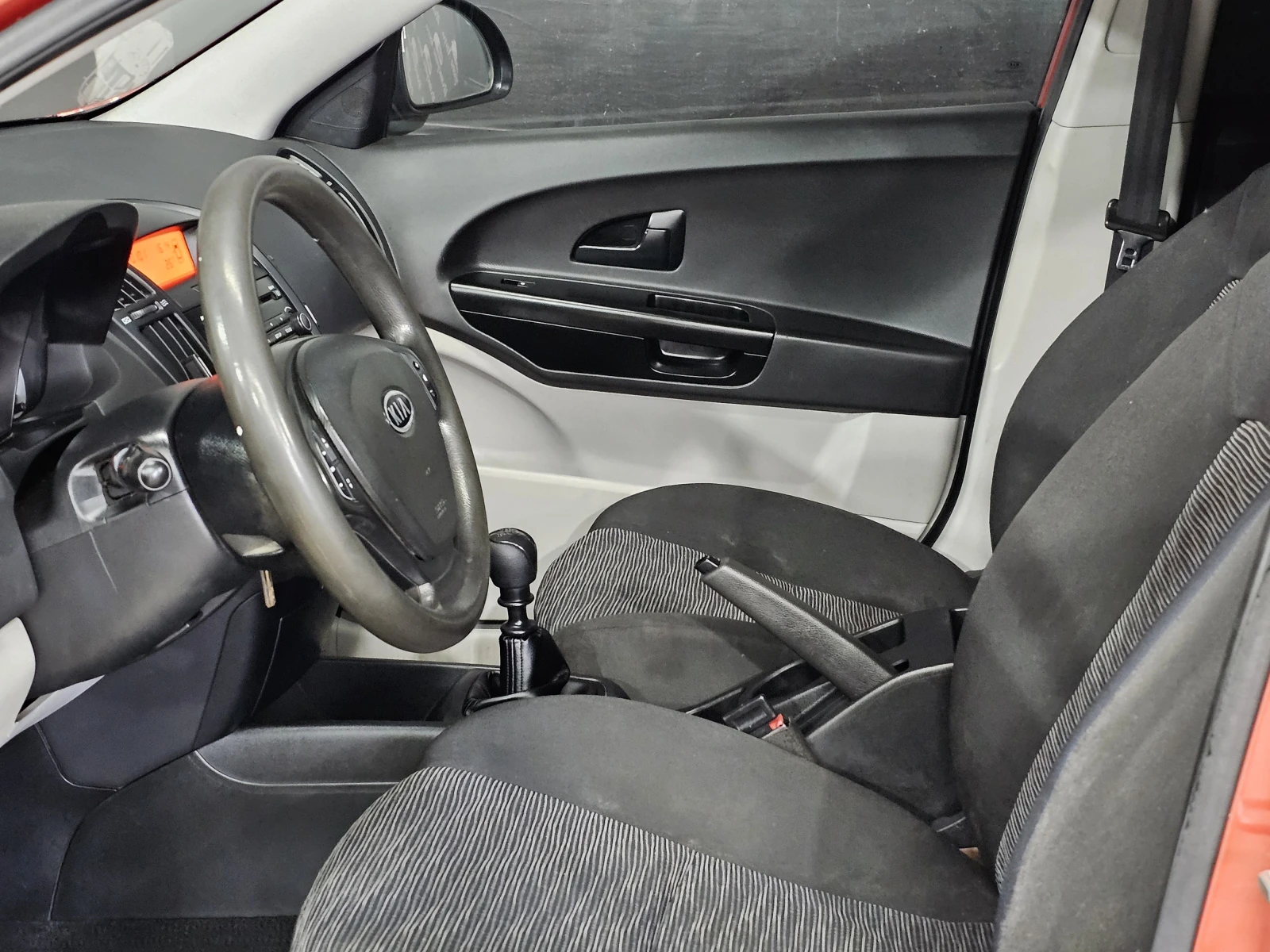 Kia Ceed, 2008г, передний привод, механика