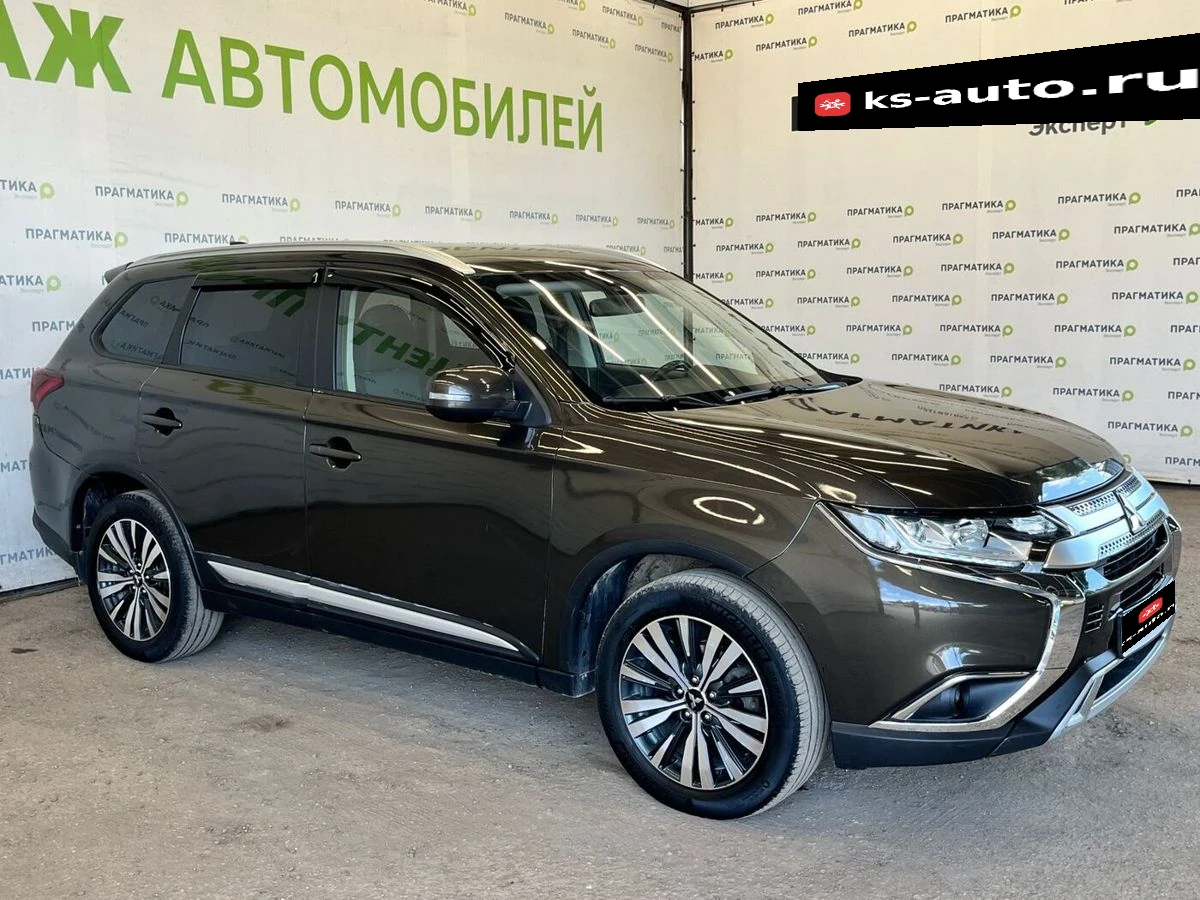 Mitsubishi Outlander, 2020г, полный привод, вариатор