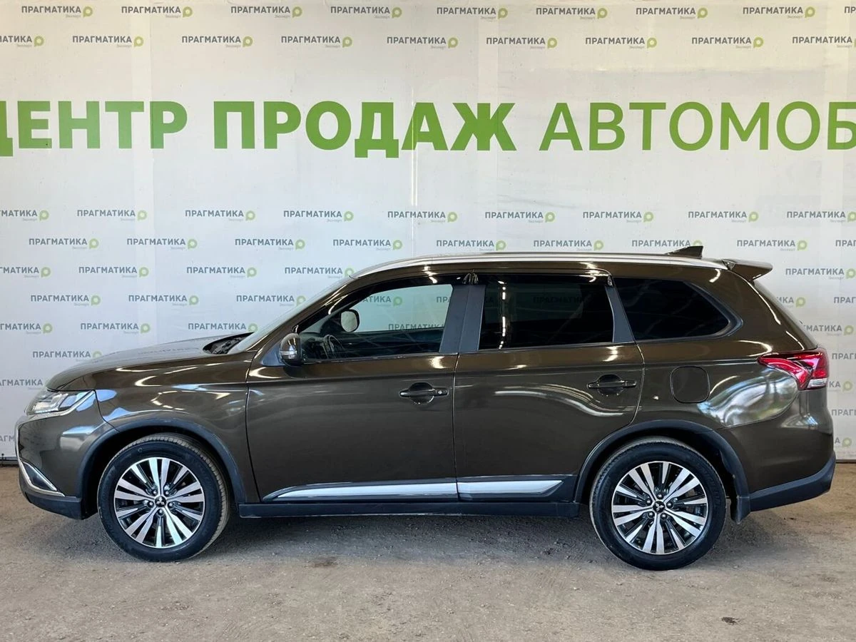 Mitsubishi Outlander, 2020г, полный привод, вариатор