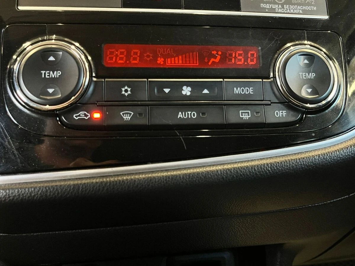 Mitsubishi Outlander, 2020г, полный привод, вариатор