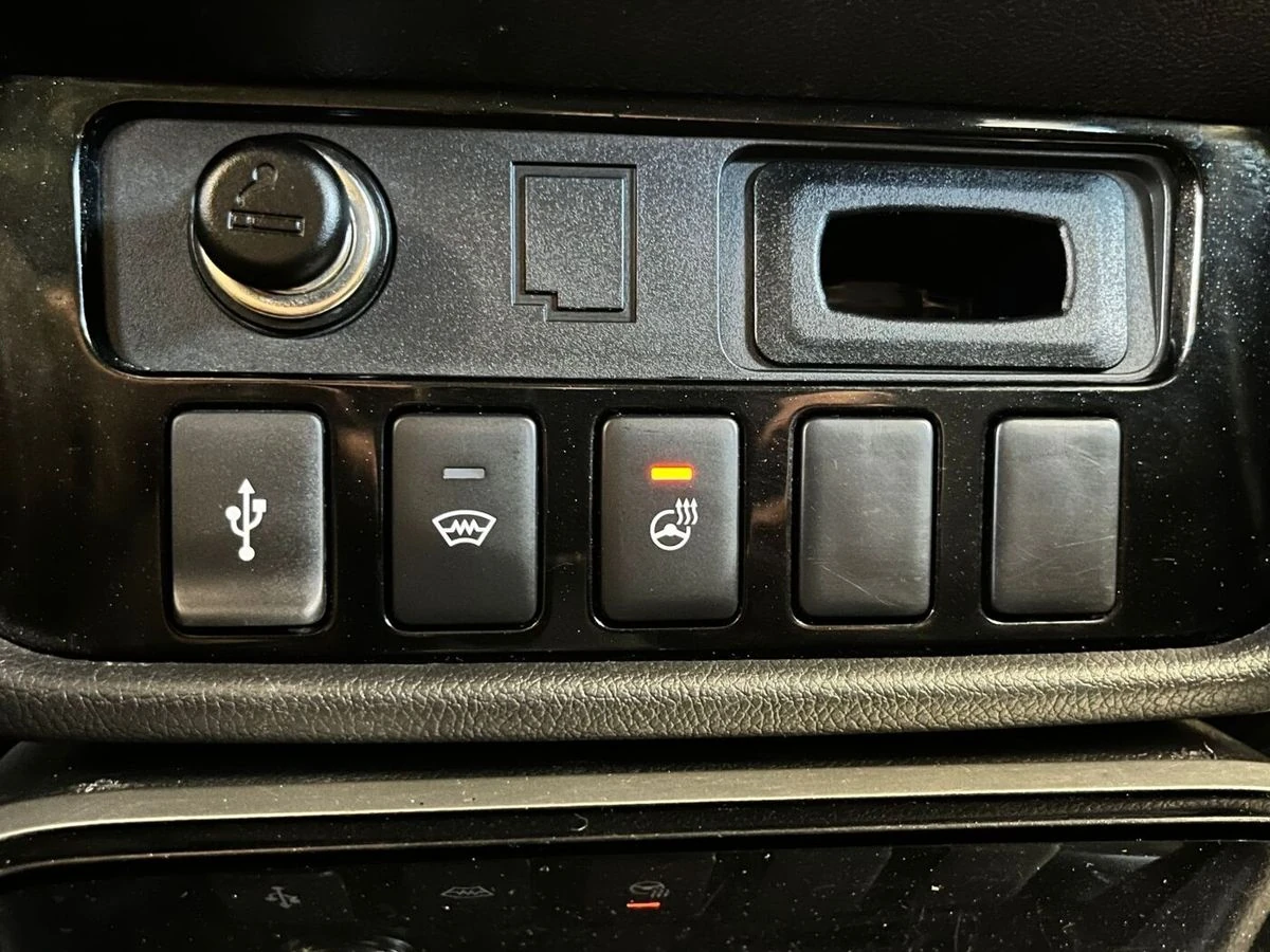 Mitsubishi Outlander, 2020г, полный привод, вариатор