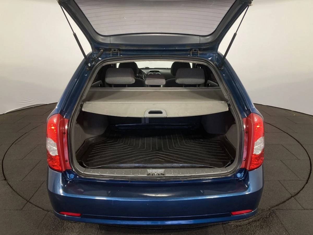 Chevrolet Lacetti, 2008г, передний привод, механика