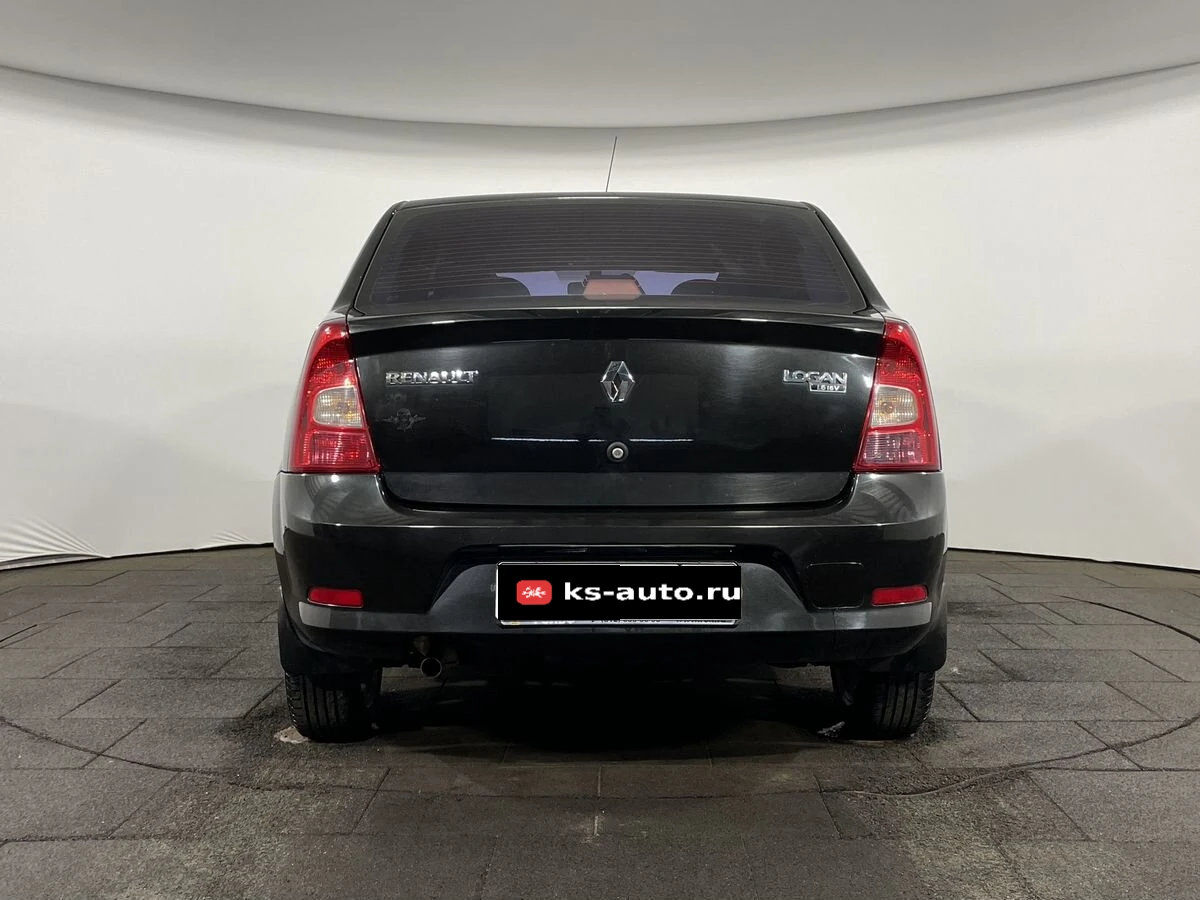 Renault Logan, 2014г, передний привод, автомат