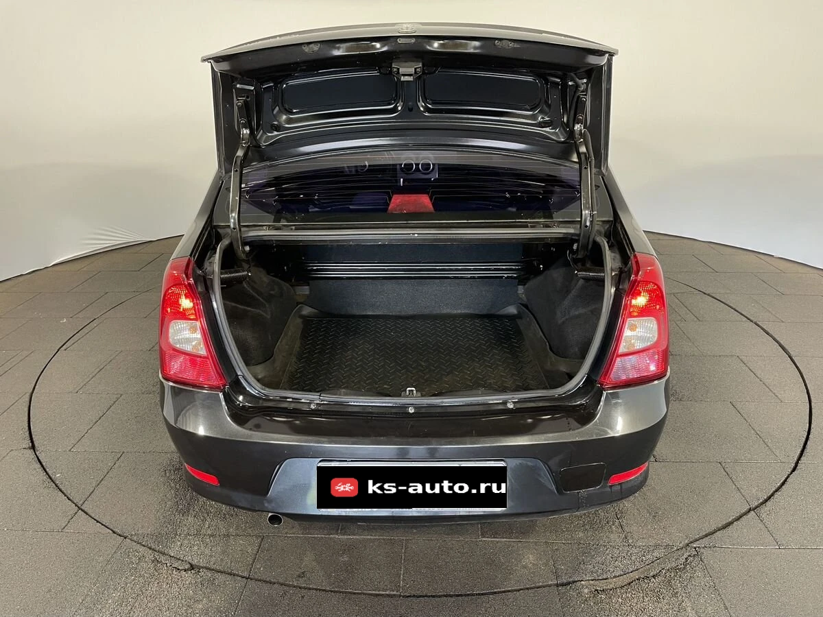 Renault Logan, 2014г, передний привод, автомат