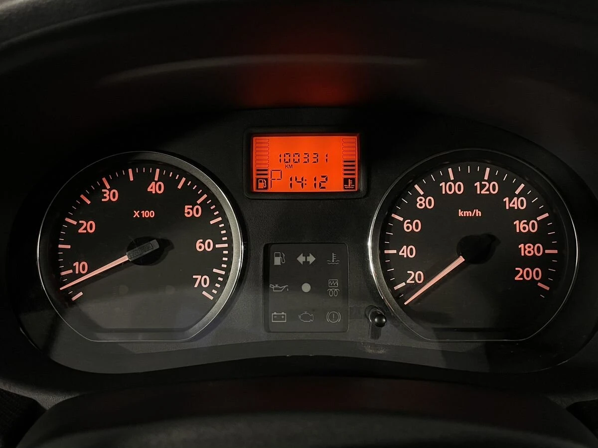 Renault Logan, 2014г, передний привод, автомат