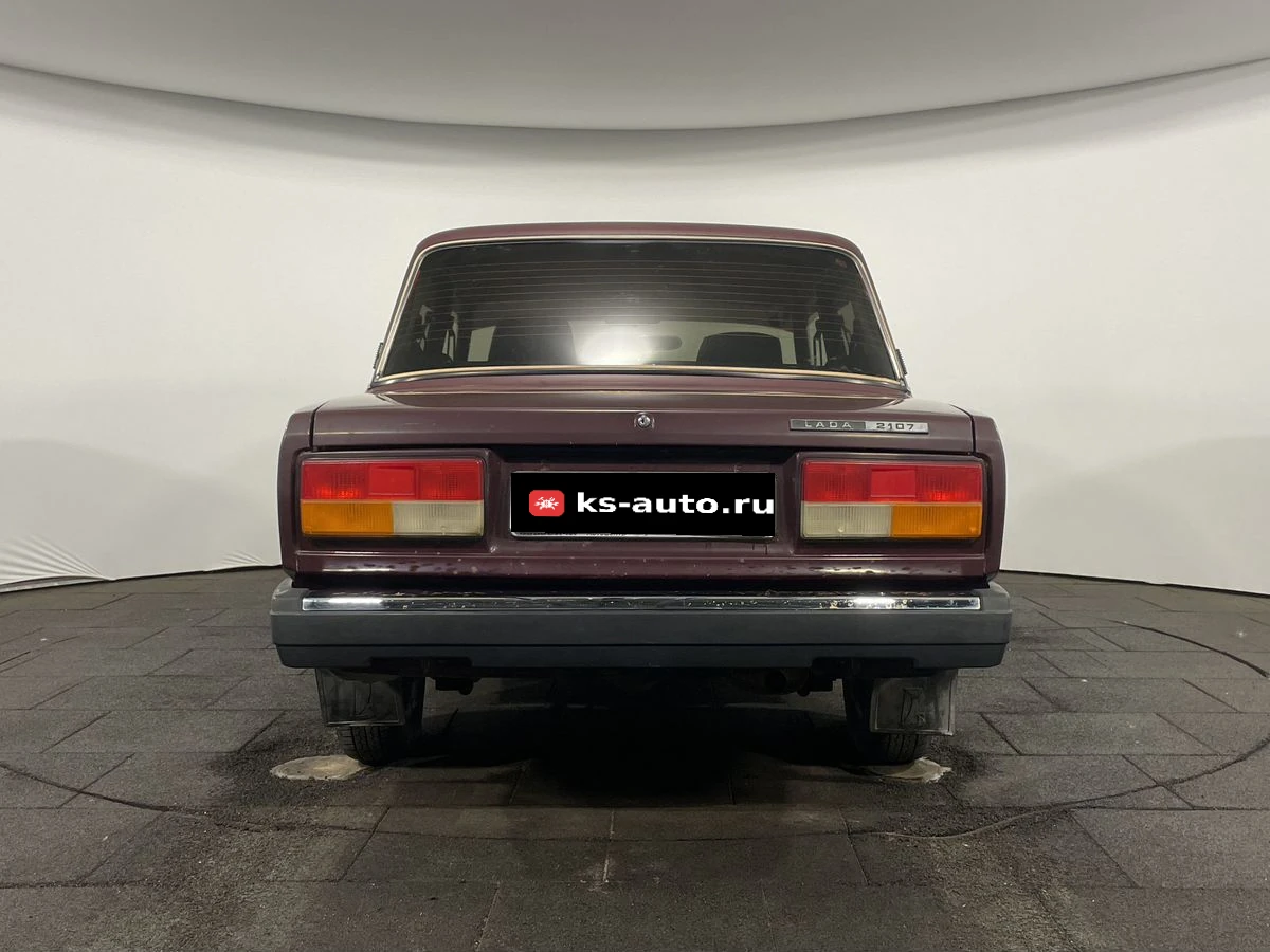 Lada (ВАЗ) 2107, 2006г, задний привод, механика