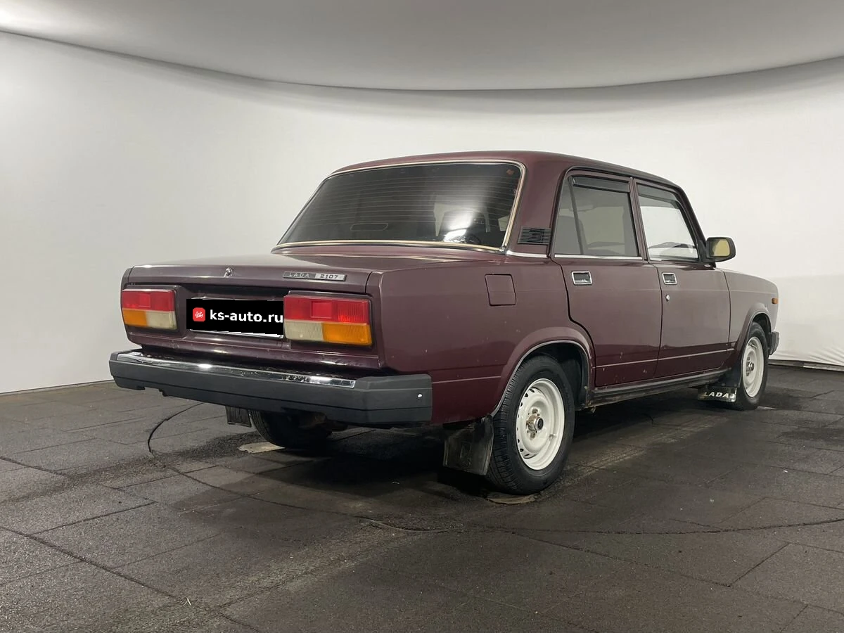 Lada (ВАЗ) 2107, 2006г, задний привод, механика