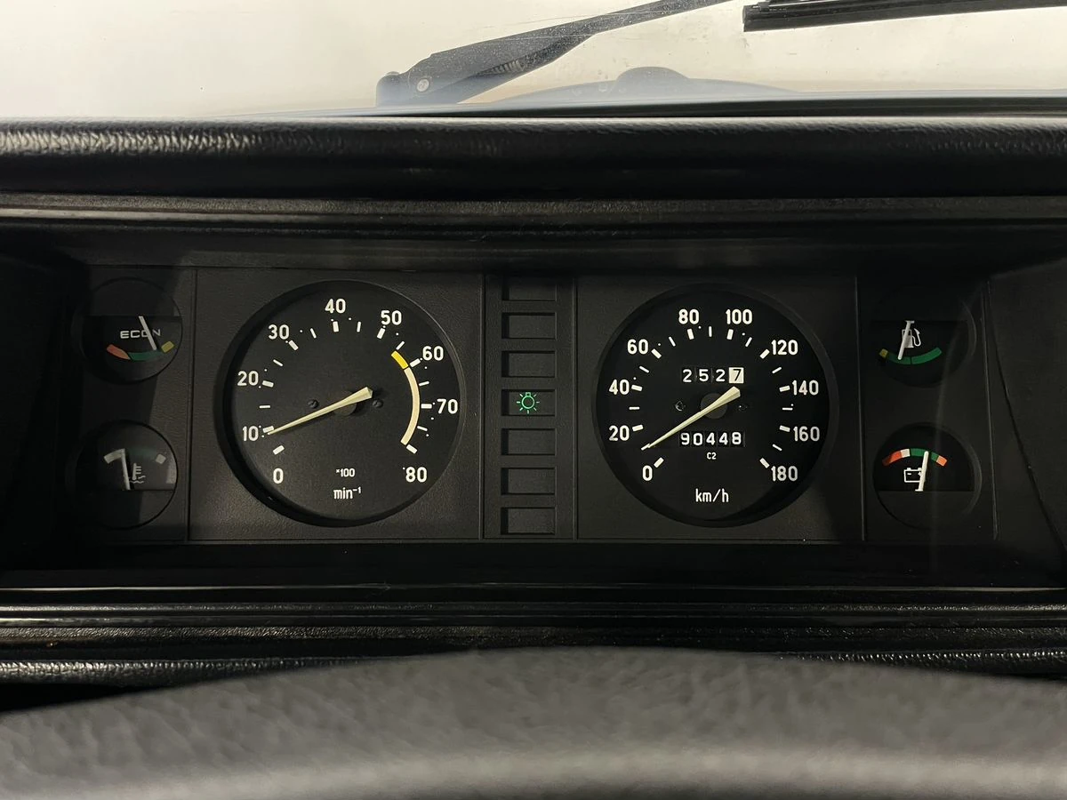 Lada (ВАЗ) 2107, 2006г, задний привод, механика