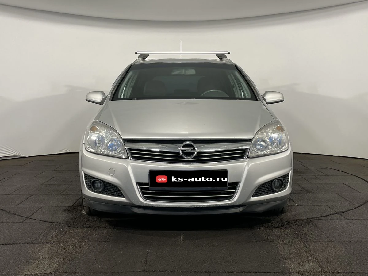 Opel Astra, 2008г, передний привод, робот