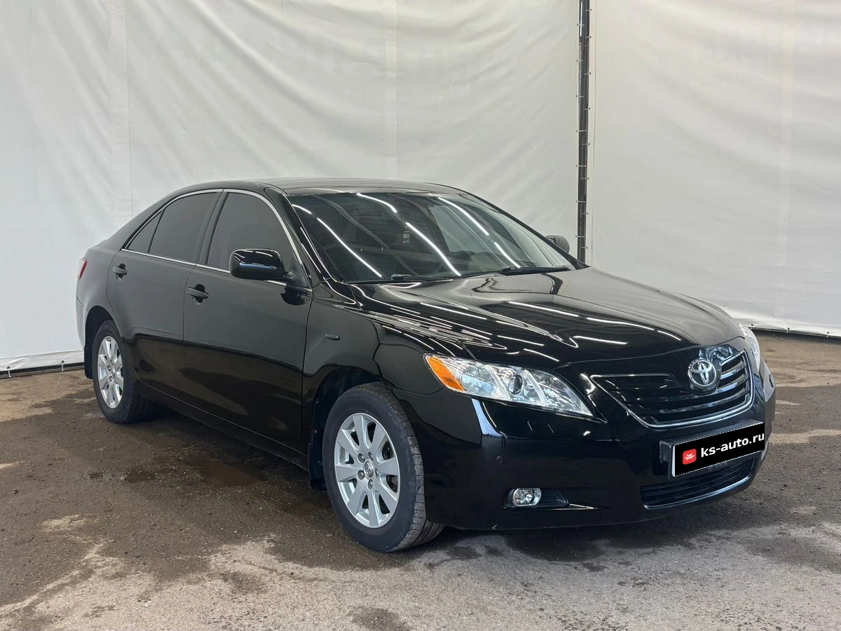 Toyota Camry, 2008г, передний привод, автомат