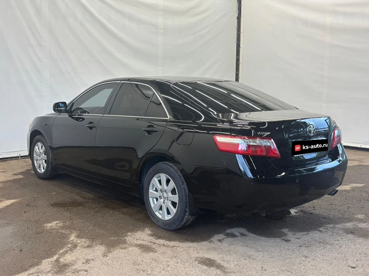 Toyota Camry, 2008г, передний привод, автомат