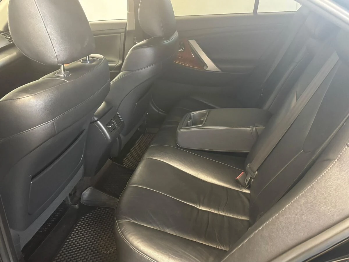 Toyota Camry, 2008г, передний привод, автомат
