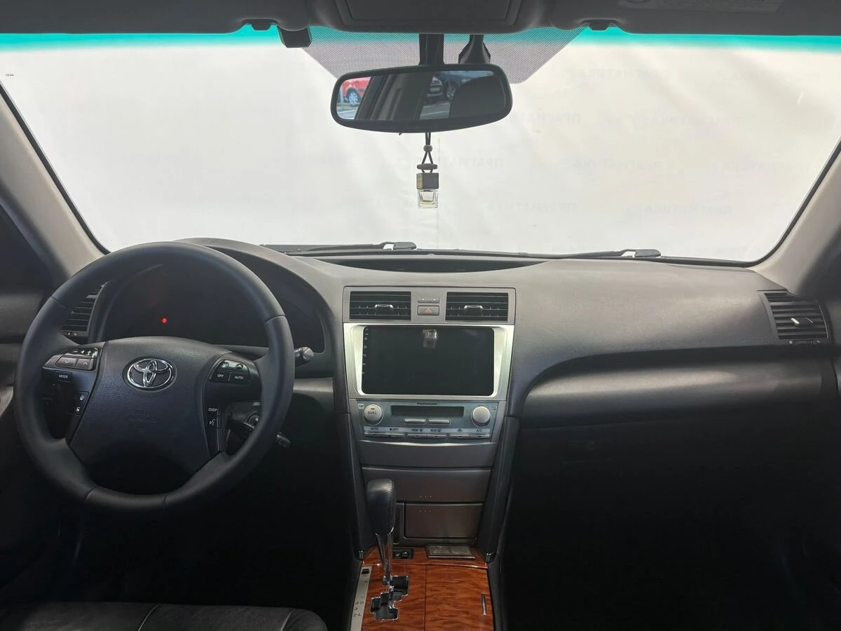 Toyota Camry, 2008г, передний привод, автомат