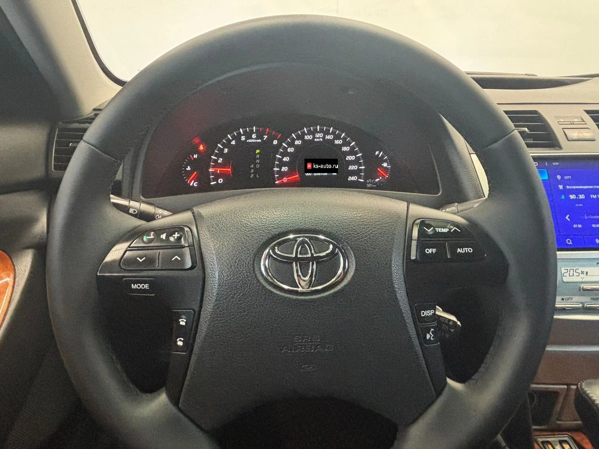 Toyota Camry, 2008г, передний привод, автомат
