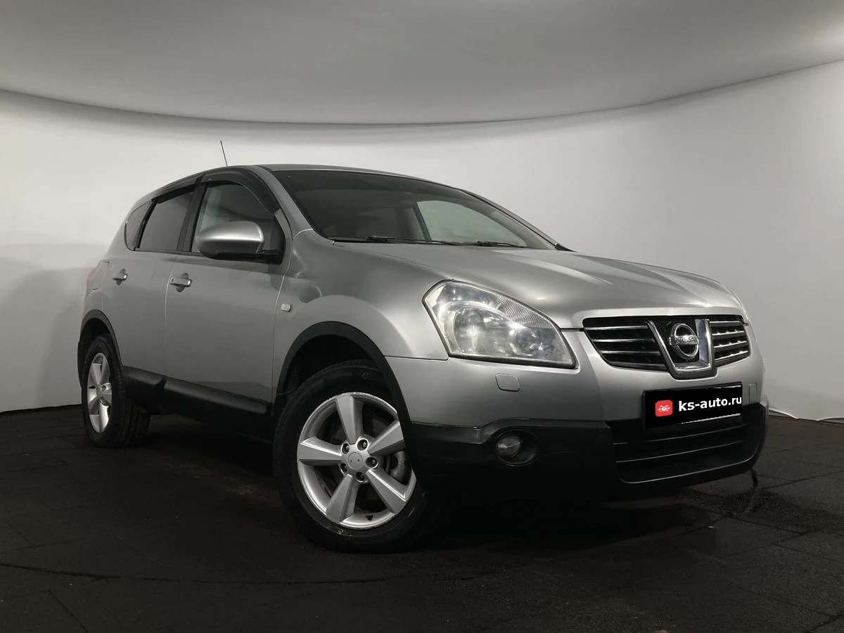 Nissan Qashqai, 2007г, передний привод, вариатор