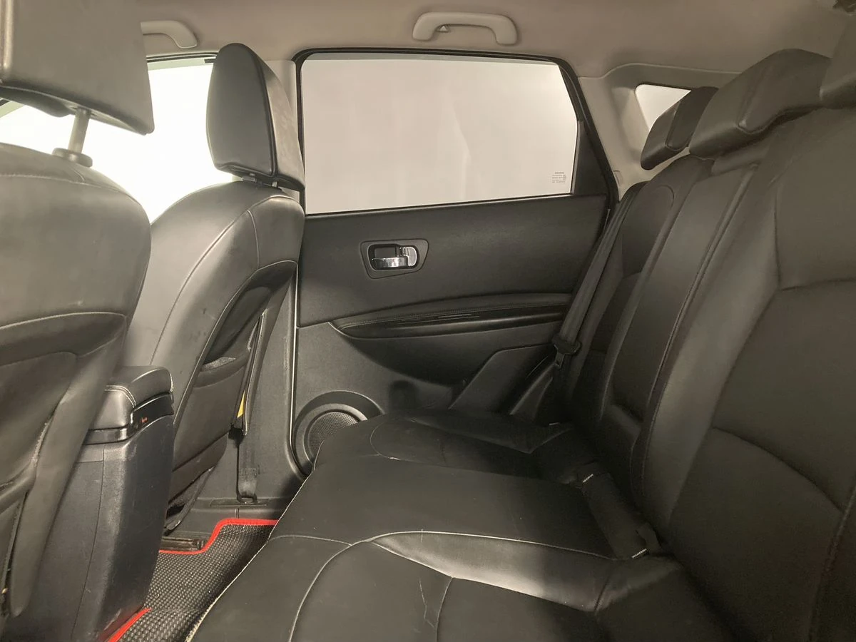 Nissan Qashqai, 2007г, передний привод, вариатор