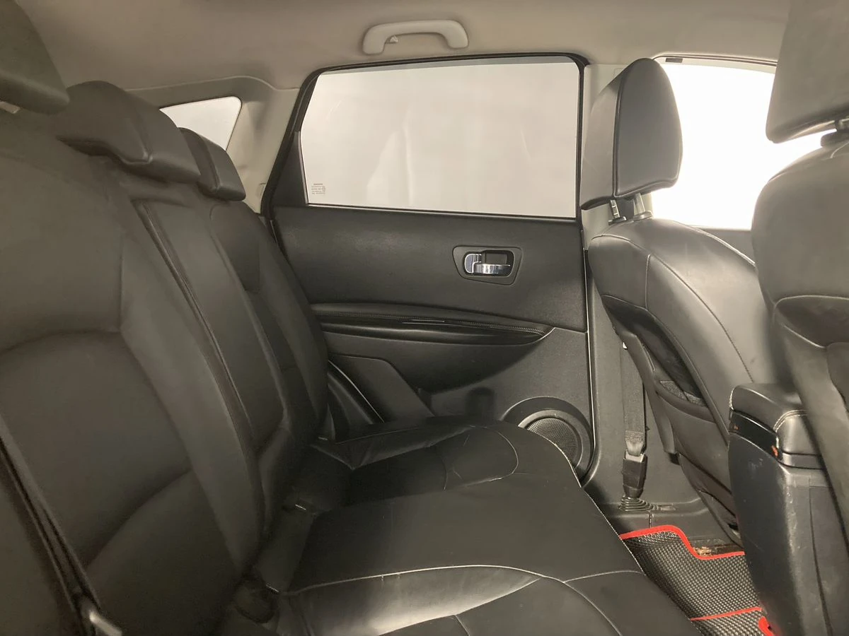 Nissan Qashqai, 2007г, передний привод, вариатор