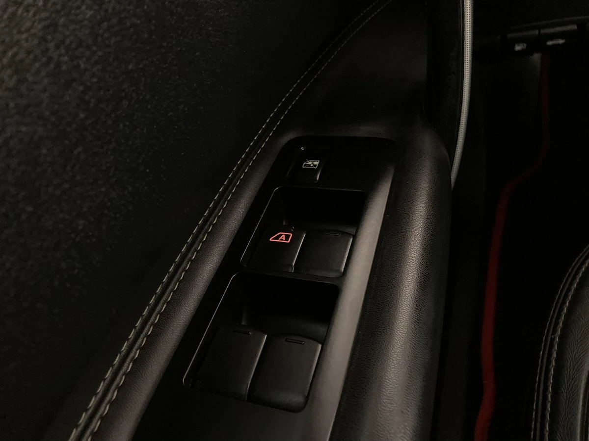 Nissan Qashqai, 2007г, передний привод, вариатор