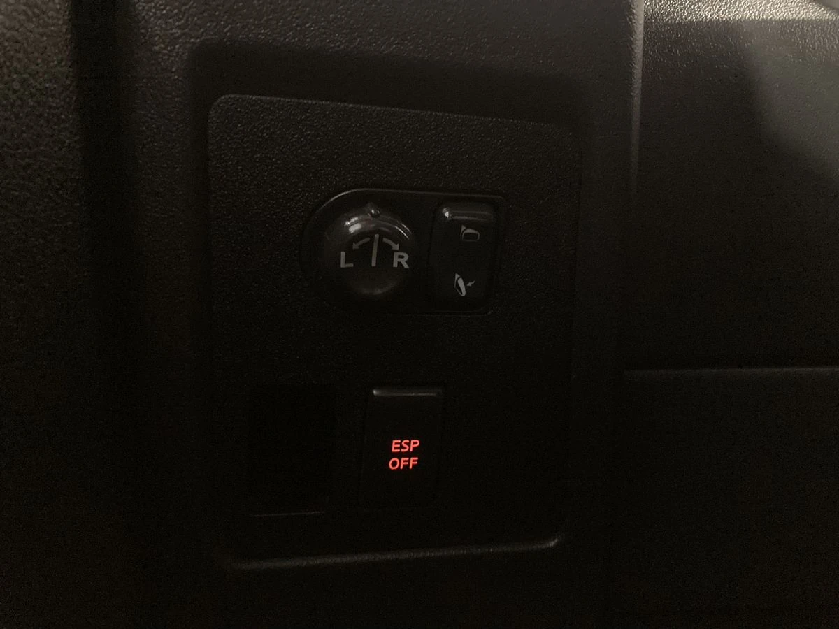 Nissan Qashqai, 2007г, передний привод, вариатор