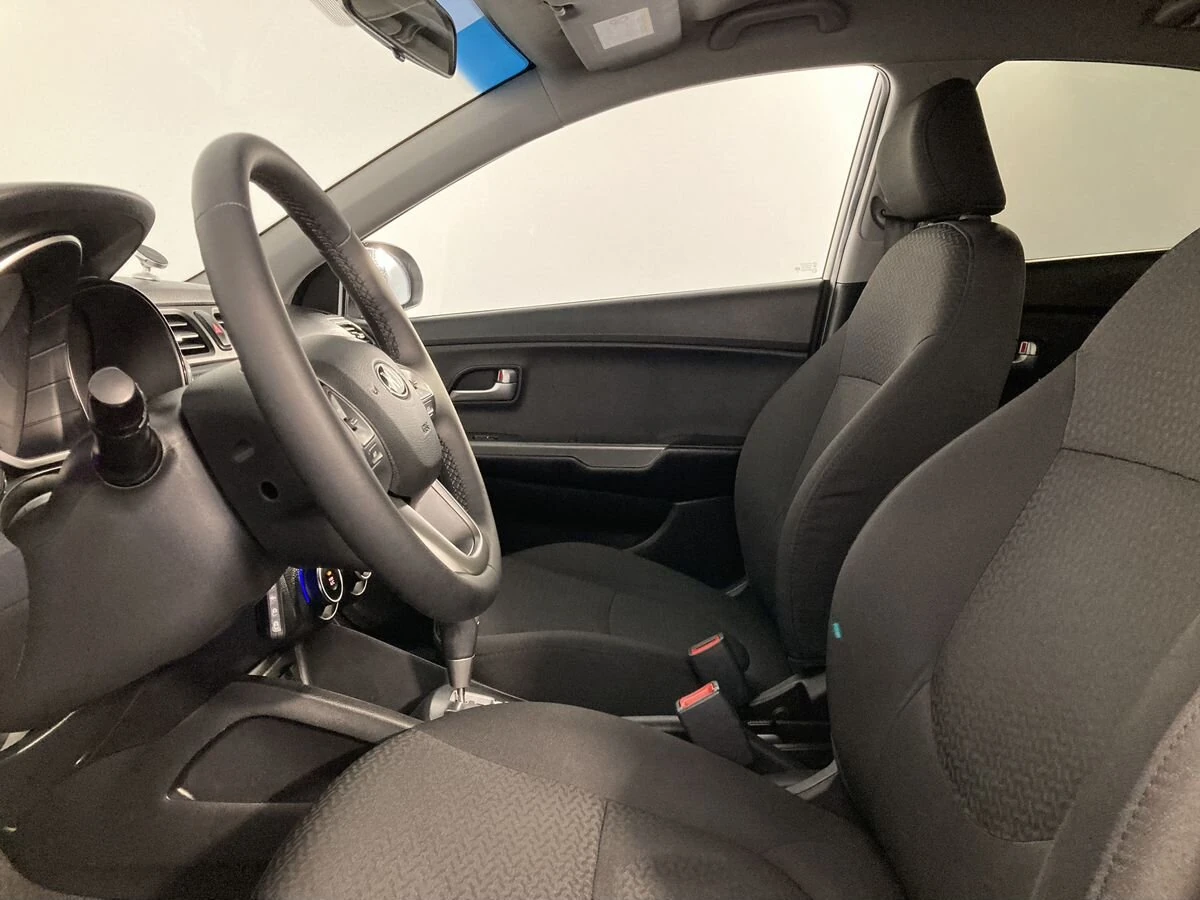 Kia Rio, 2014г, передний привод, автомат