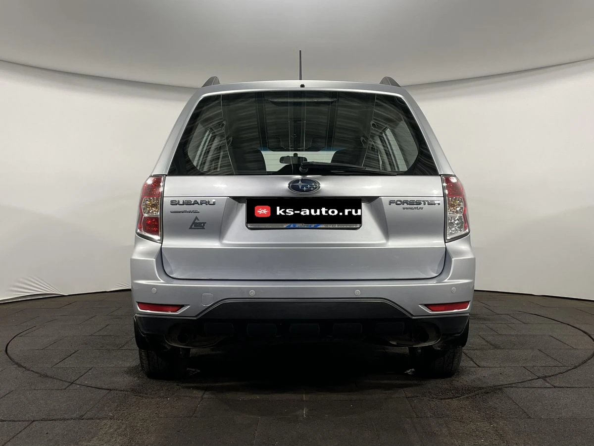 Subaru Forester, 2012г, полный привод, механика