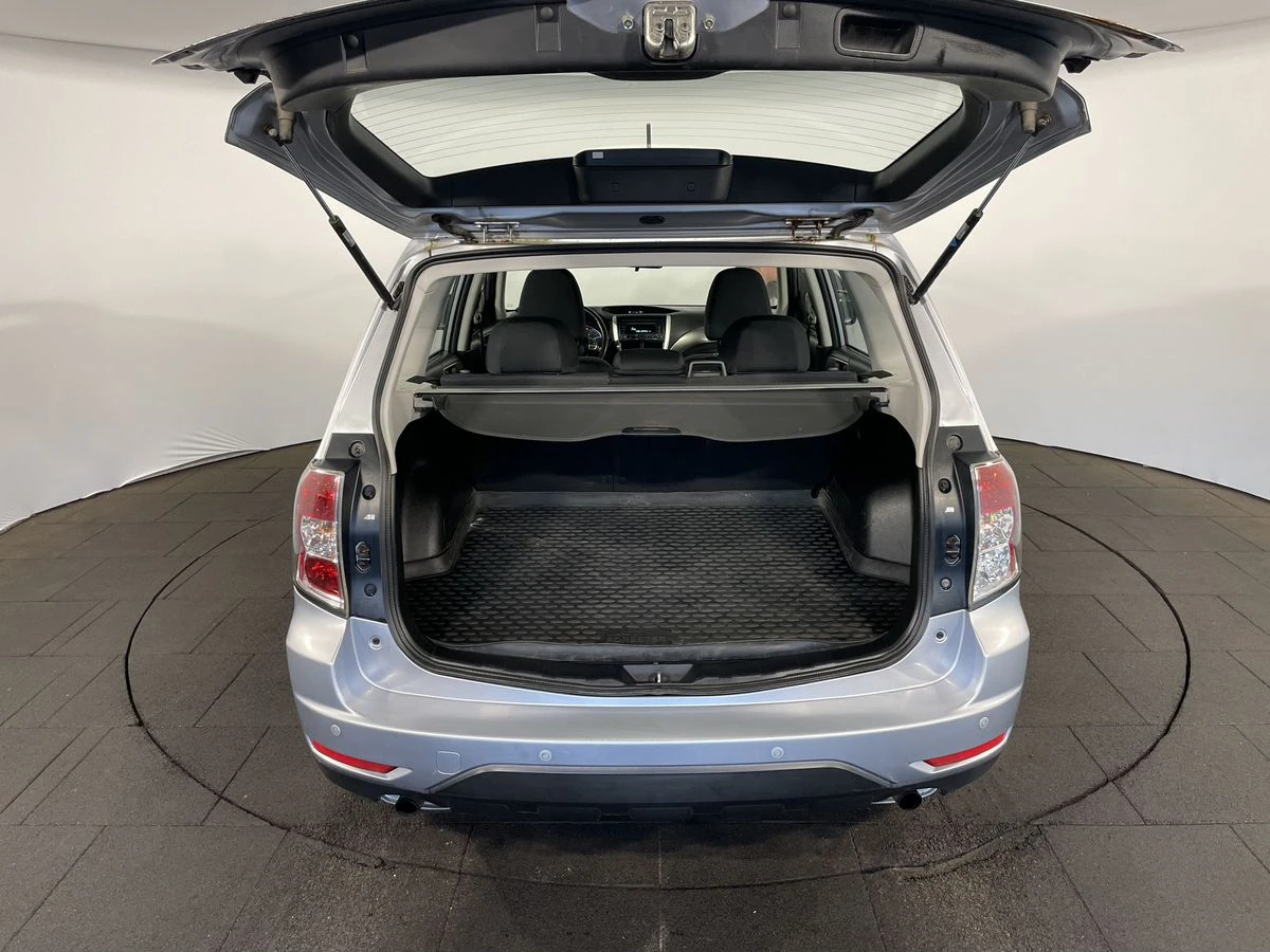 Subaru Forester, 2012г, полный привод, механика