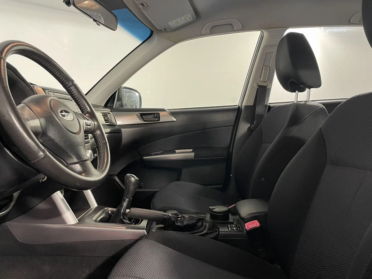 Subaru Forester, 2012г, полный привод, механика