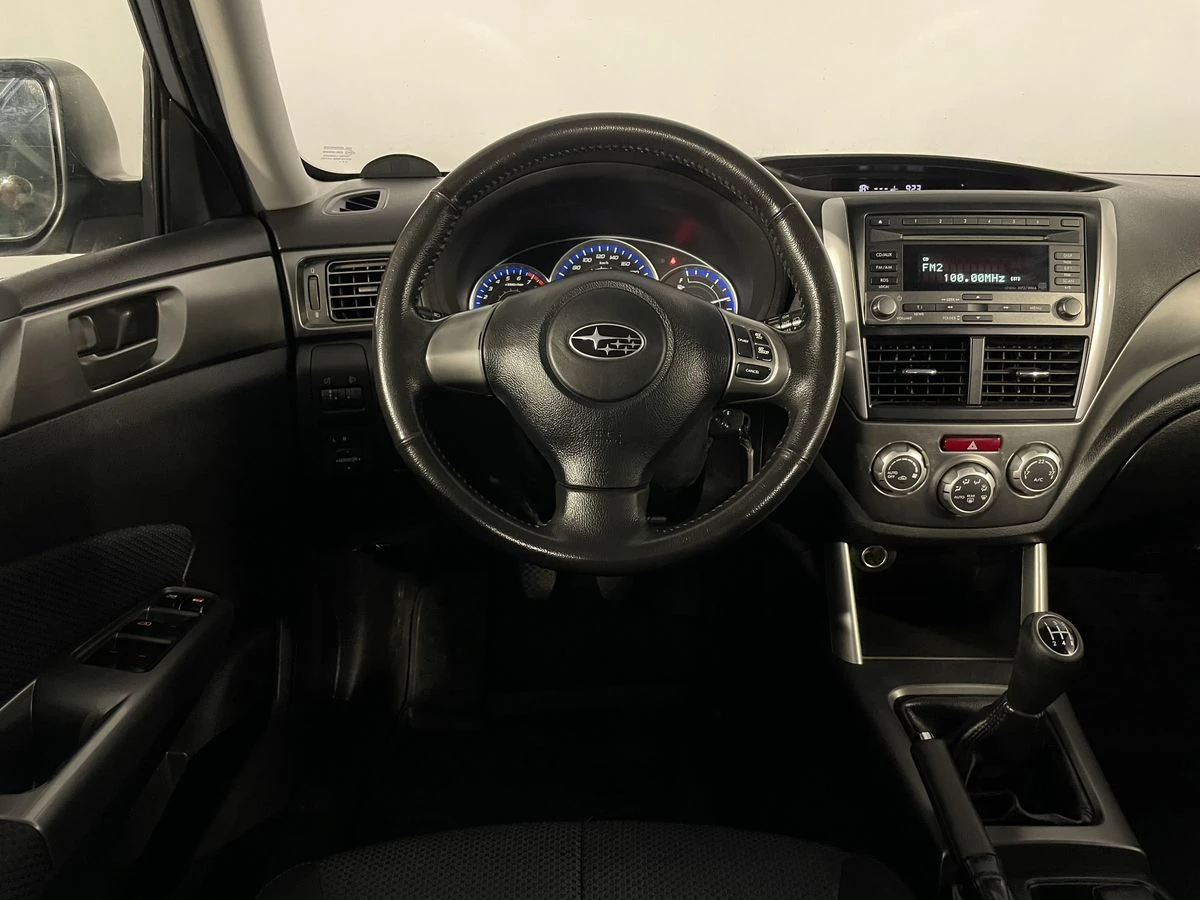 Subaru Forester, 2012г, полный привод, механика