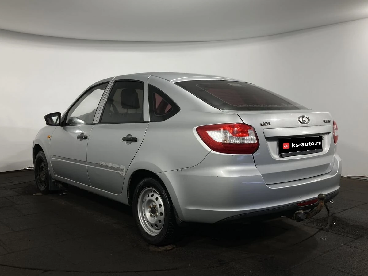Lada (ВАЗ) Granta, 2015г, передний привод, механика