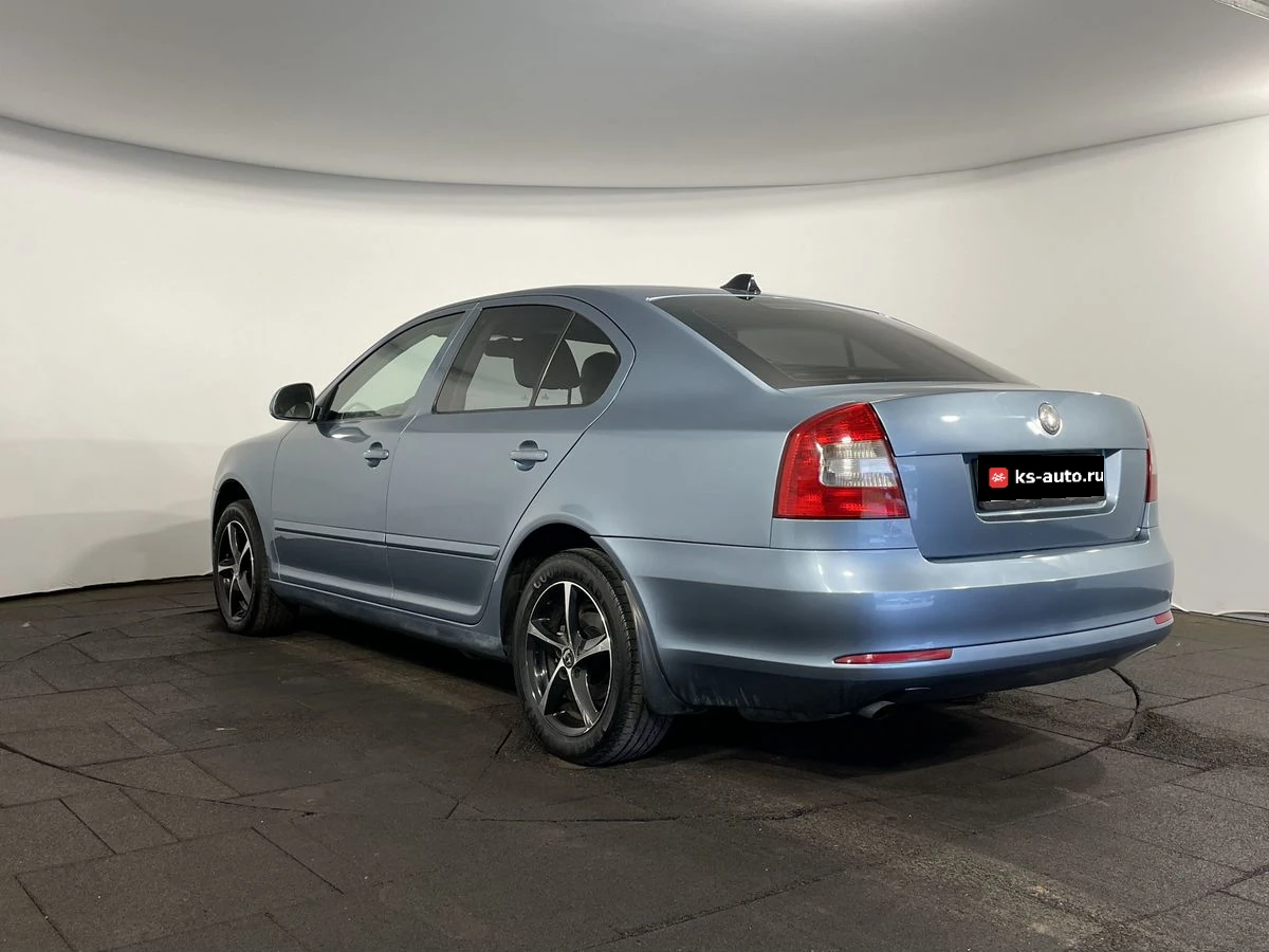 Skoda Octavia, 2009г, передний привод, механика