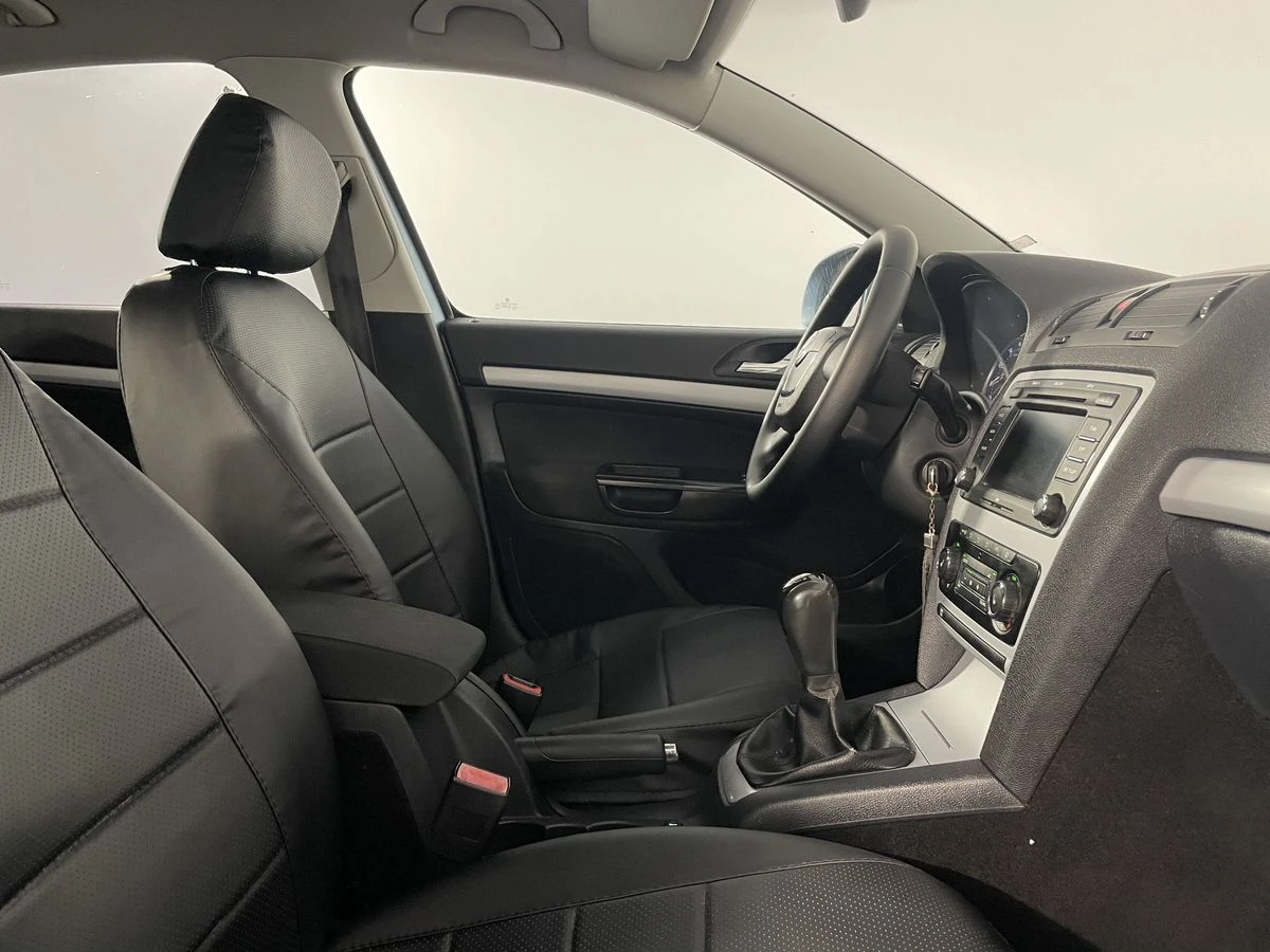 Skoda Octavia, 2009г, передний привод, механика