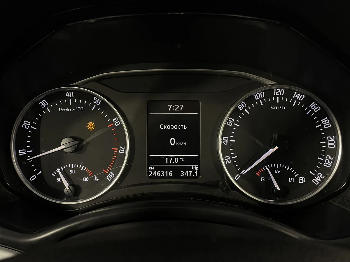 Skoda Octavia, 2009г, передний привод, механика