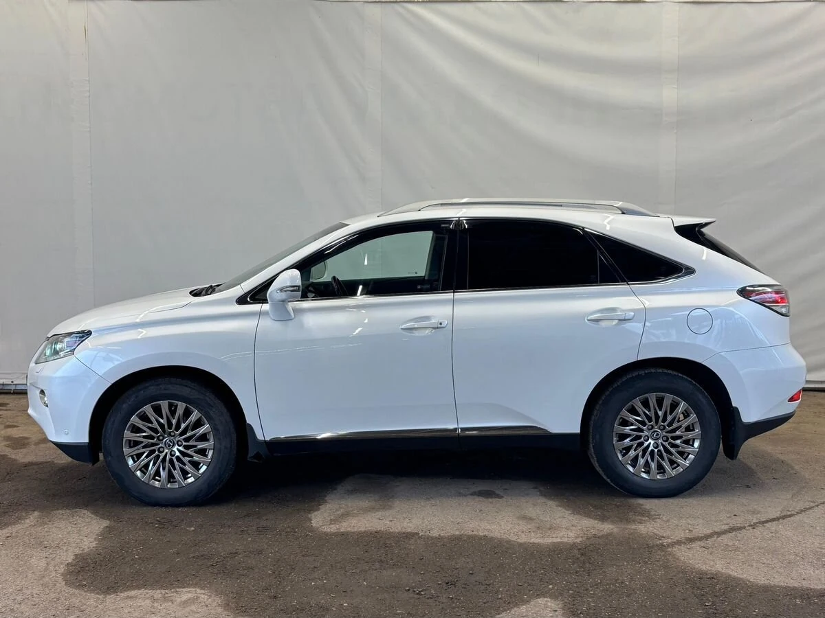 Lexus RX, 2014г, передний привод, автомат
