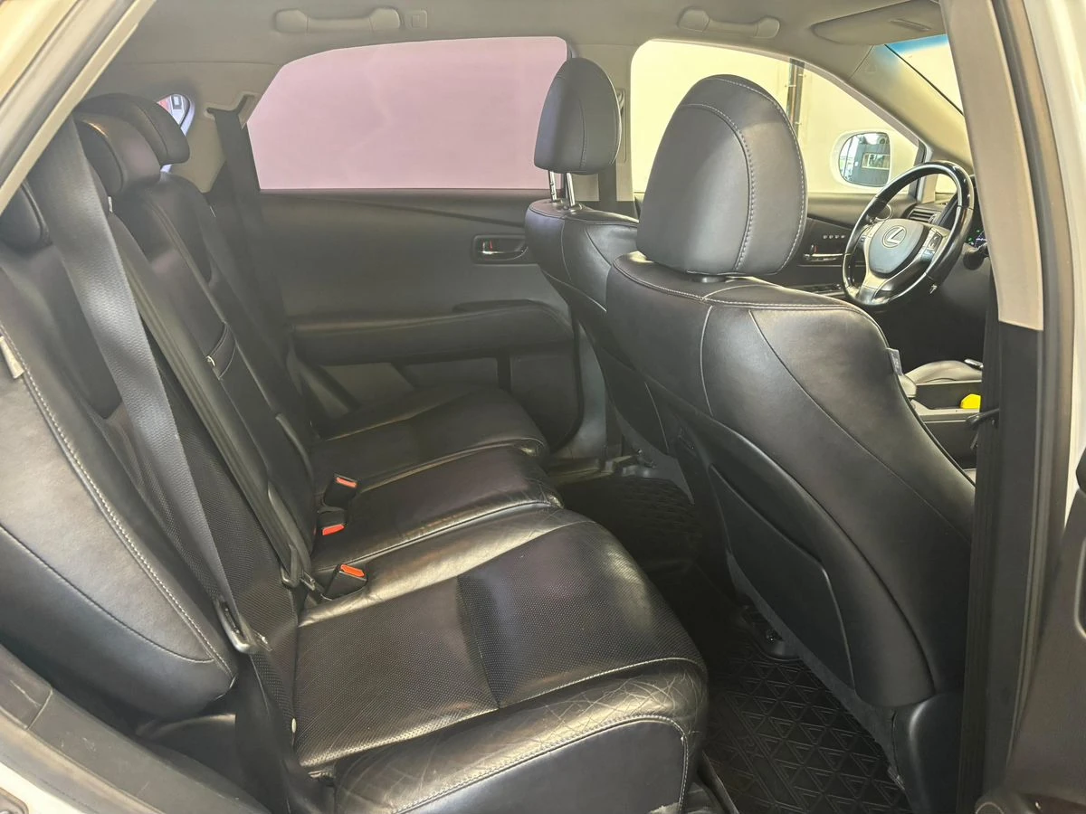 Lexus RX, 2014г, передний привод, автомат