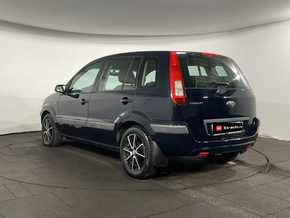 Ford Fusion, 2006г, передний привод, робот