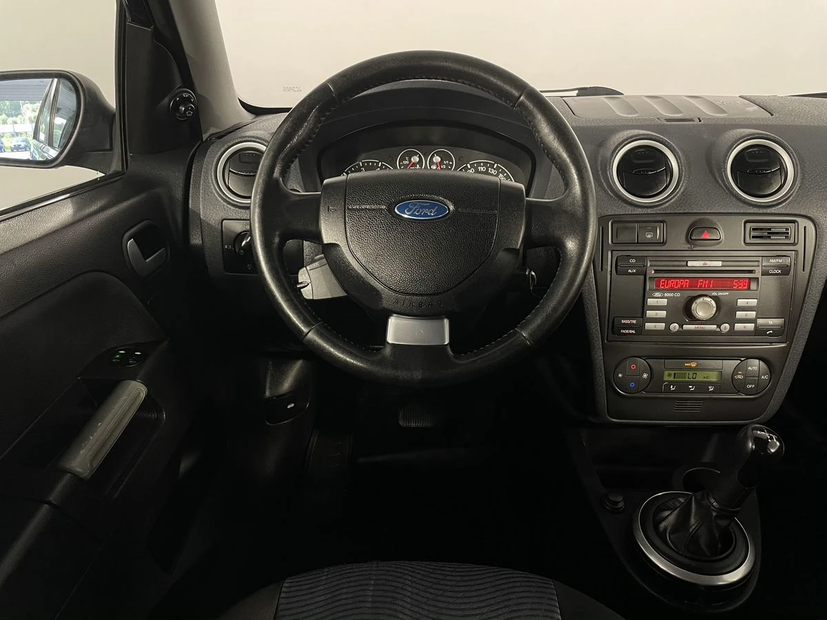 Ford Fusion, 2006г, передний привод, робот