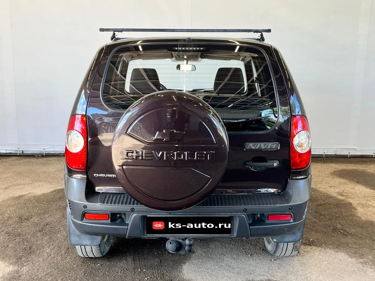 Chevrolet Niva, 2014г, полный привод, механика