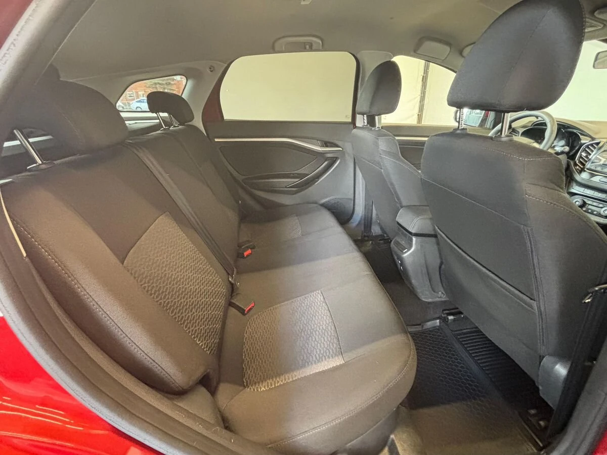 Lada (ВАЗ) Vesta, 2019г, передний привод, механика