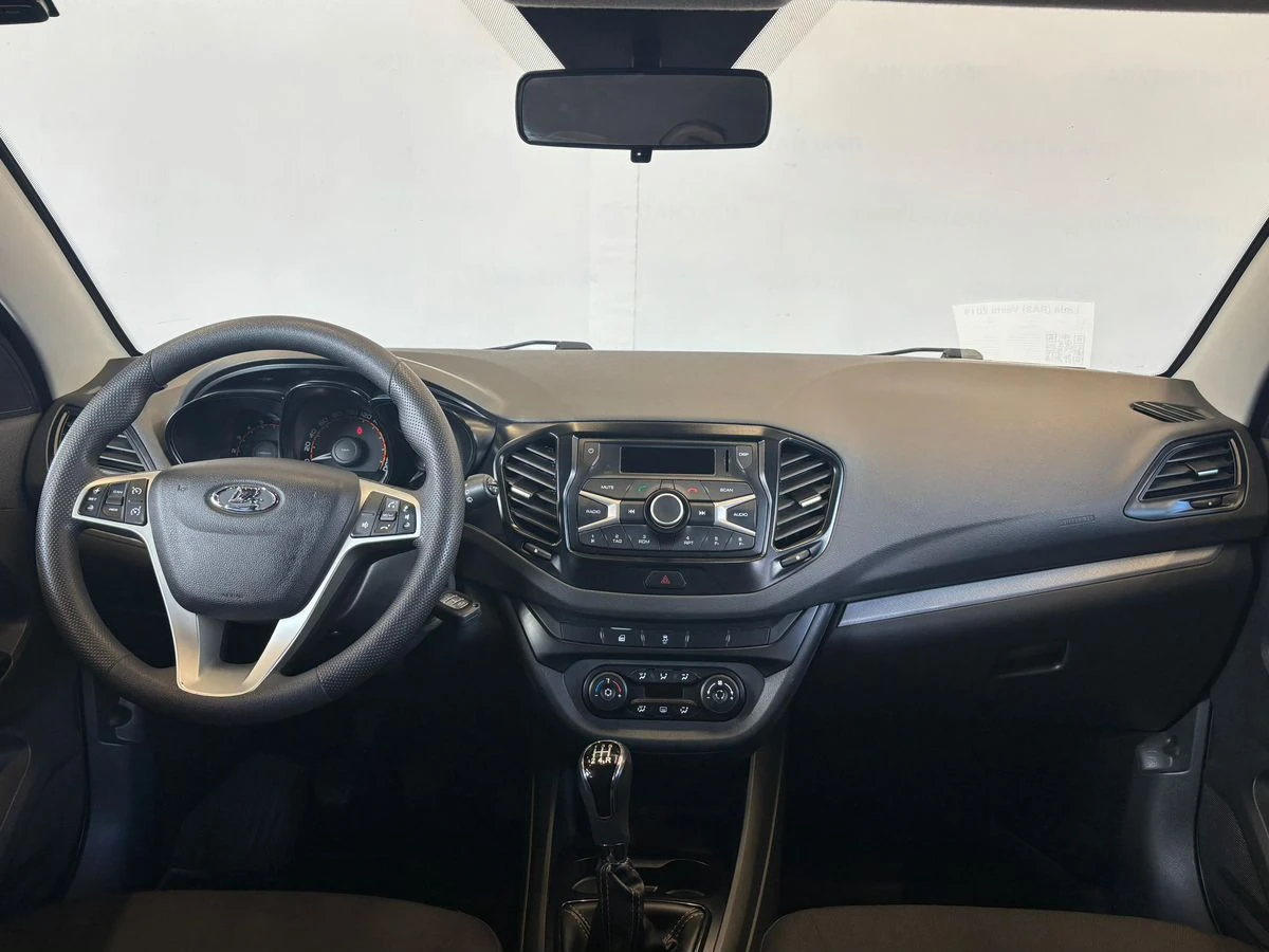 Lada (ВАЗ) Vesta, 2019г, передний привод, механика