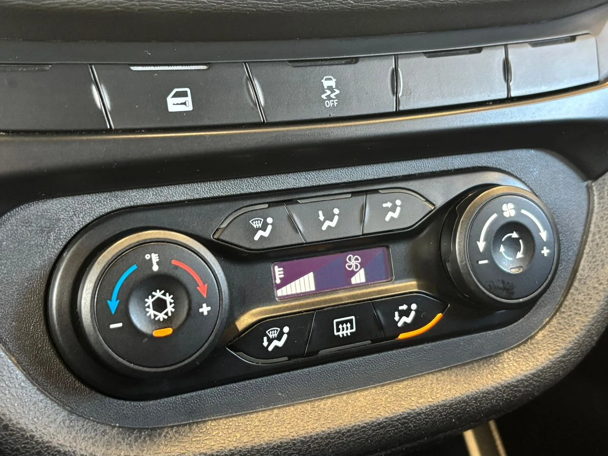 Lada (ВАЗ) Vesta, 2019г, передний привод, механика