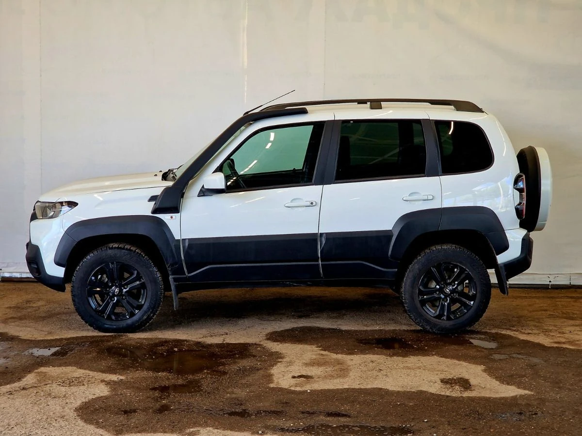 Lada (ВАЗ) Niva Travel, 2023г, полный привод, механика