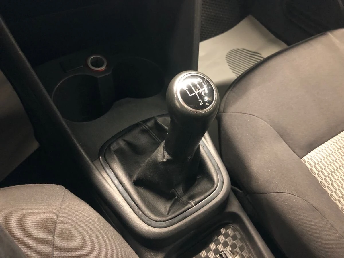 Volkswagen Polo, 2011г, передний привод, механика