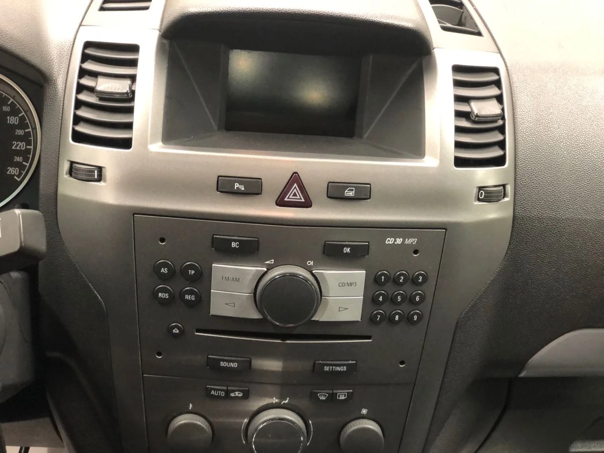 Opel Zafira, 2007г, передний привод, механика